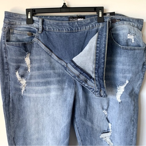 FASHION NOVA From A Distance Mid Rise Plus Size Jeans Size 3X NEW - Picture 5 of 11